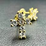 Kolczyki Krzyżyk Ice złote cyrkonie i stal chirurgiczna