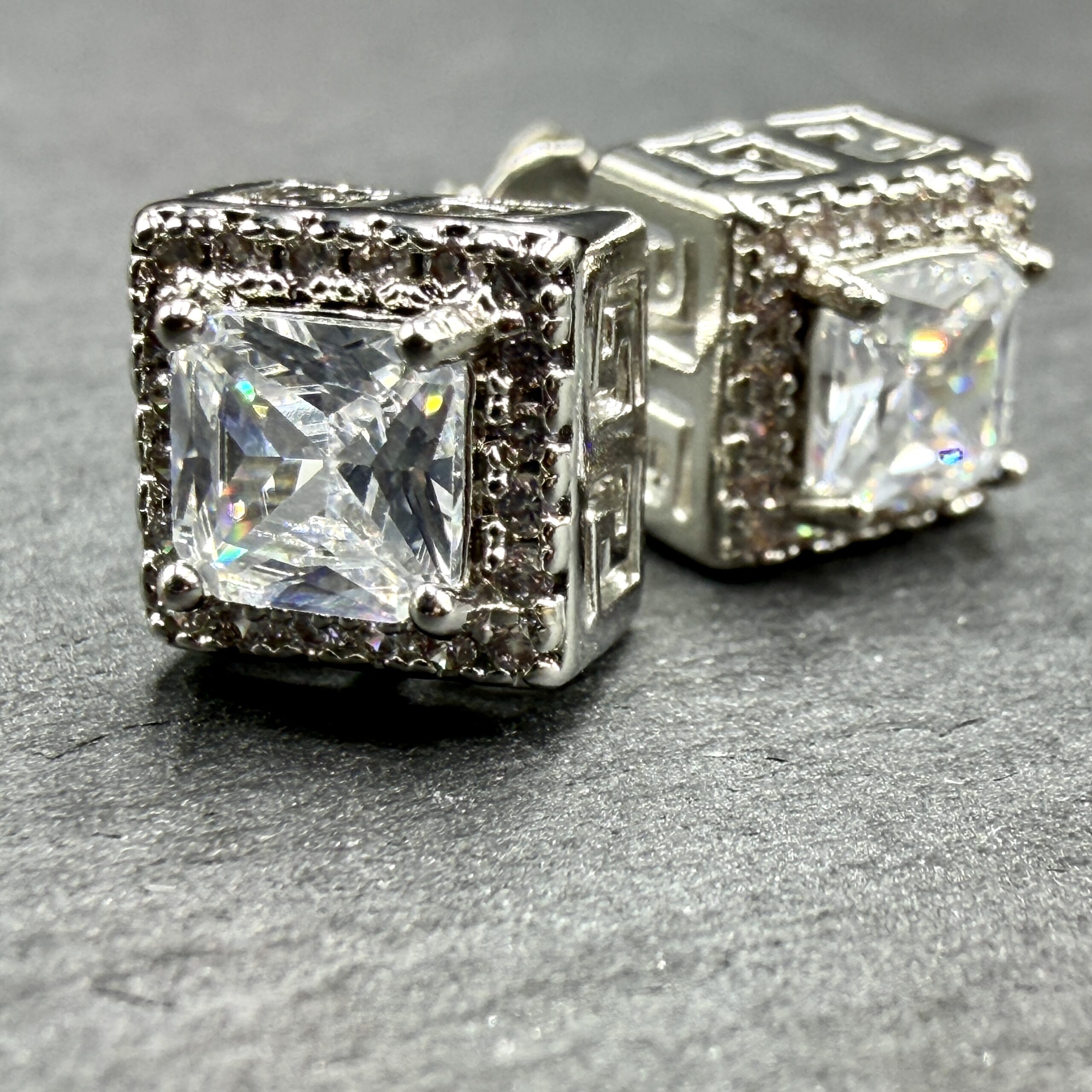 Kolczyki Ice Cube srebrne cyrkonie i stal chirurgiczna