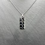 Naszyjnik Chevron Srebrny- stal szlachetna, która nie czernieje