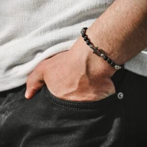 Bransoletka męska Onyks Credo 6mm z krzyżykiem ze stali chirurgicznej - LuxCreate